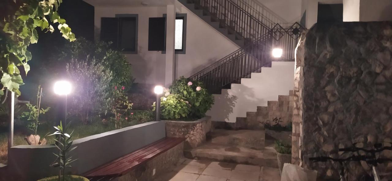 Apartment Lavanda Nova Ražanj Buitenkant foto