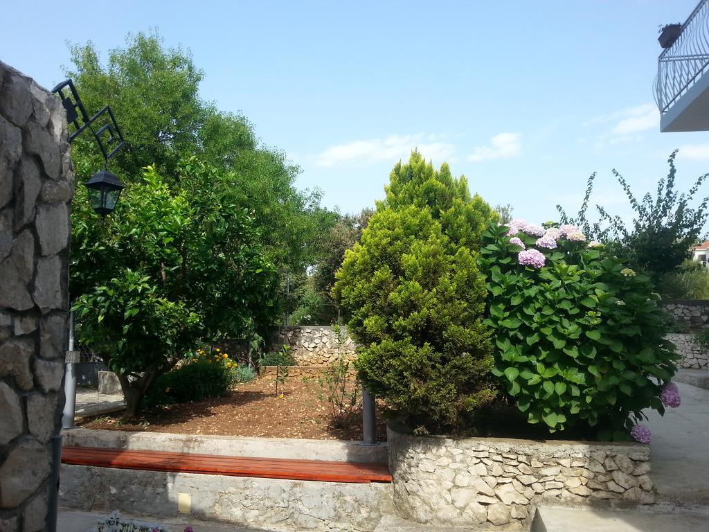 Apartment Lavanda Nova Ražanj Buitenkant foto
