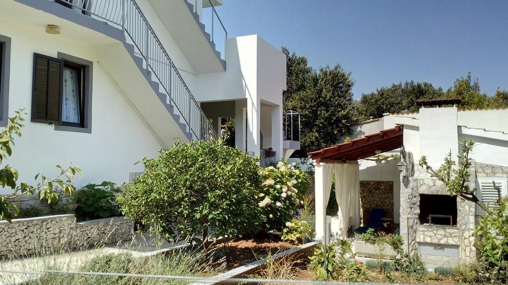 Apartment Lavanda Nova Ražanj Buitenkant foto
